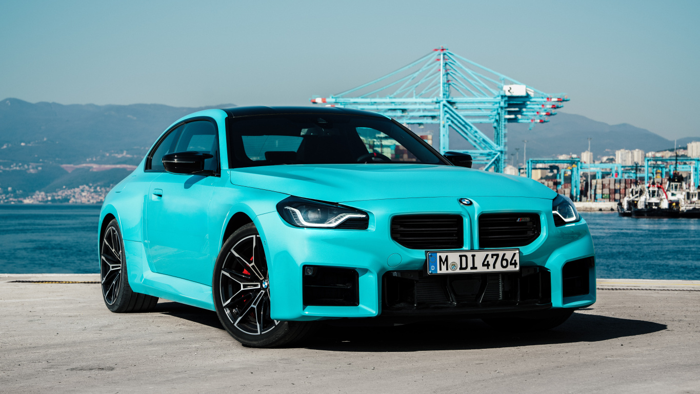 SMALL_P90642606_highRes_the-new-bmw-m2-with-